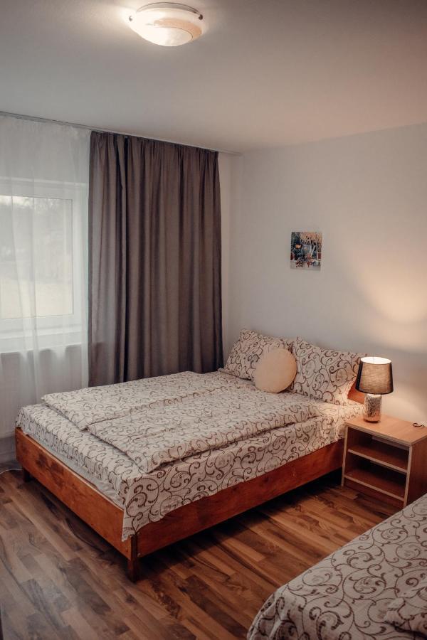 Pensiunea Turistica Retreat Belvedere Vadu Crisului Exteriör bild